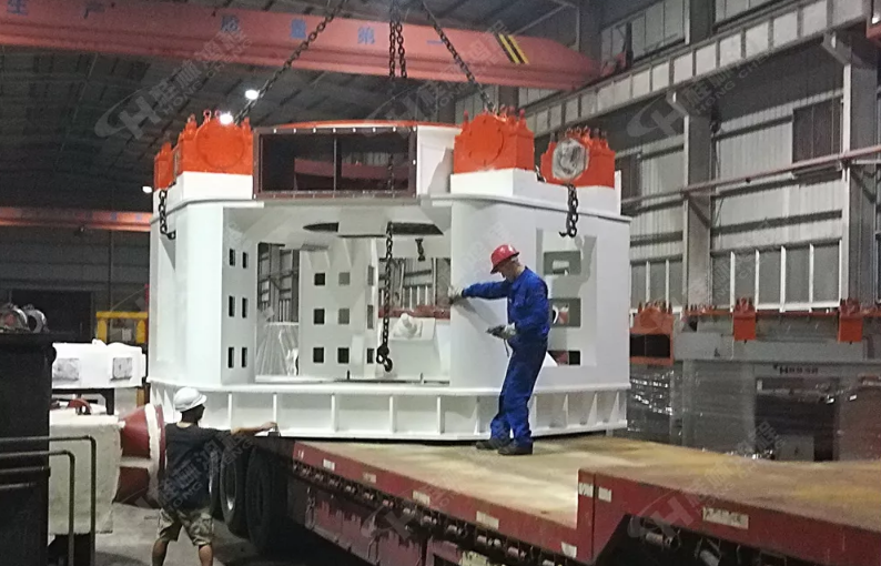 桂林鴻程磨粉機(jī)安裝工人五一堅(jiān)守崗位，保證客戶磨粉生產(chǎn)線按計(jì)劃投產(chǎn)