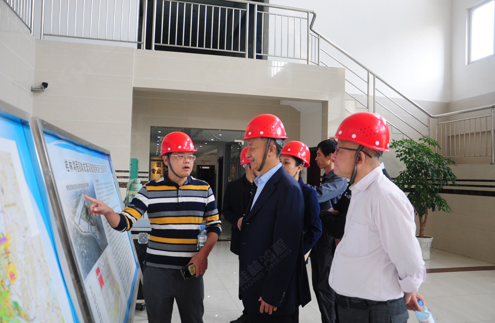 廣西塑料行業(yè)協(xié)會一行蒞臨桂林鴻程參觀指導(dǎo)! 廣西塑料行業(yè)協(xié)會一行蒞臨桂林鴻程參觀指導(dǎo)!