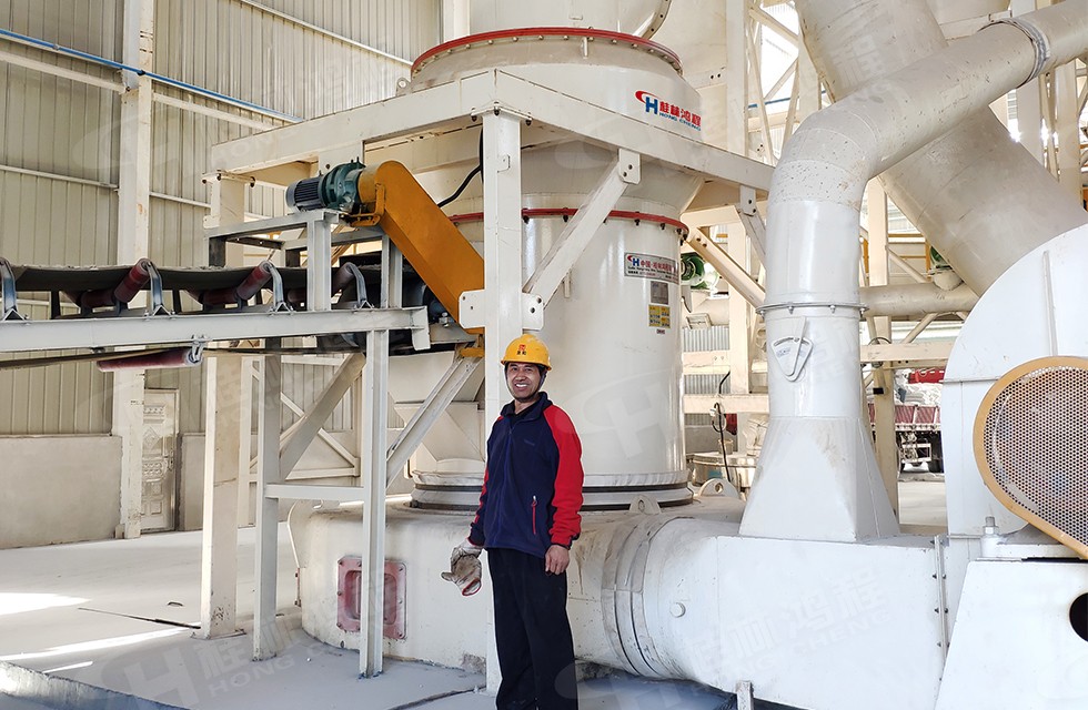 325目碳酸鈣粉機(jī) 325目碳酸鈣粉機(jī)