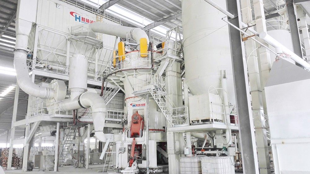 小型石膏超細(xì)粉碎機-1 小型石膏超細(xì)粉碎機-1